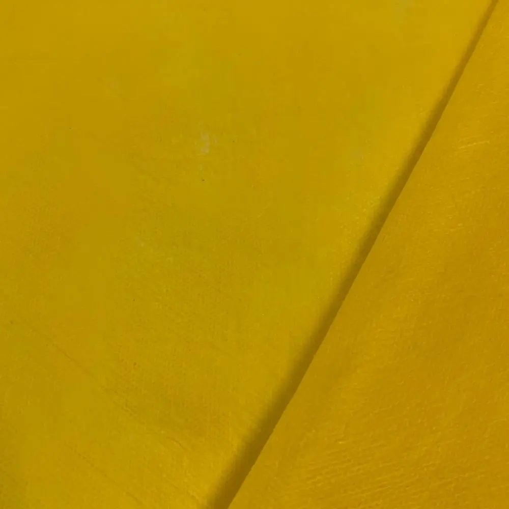 TNT 1,40 Largura - Amarelo